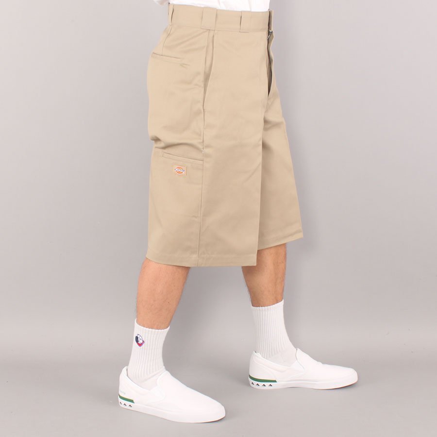 Dickies 13" Multi Pocket Baggy Shorts - Khaki